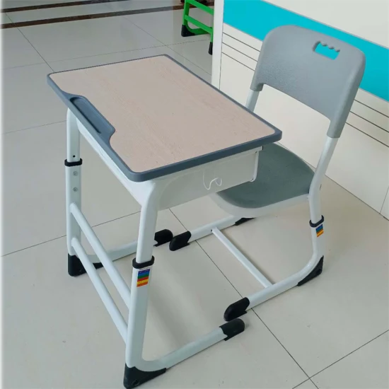 Chaise de banc de salle d'attente d'hôpital d'aéroport de 3 sièges Chaises de bureau Banc d'assise en aluminium Mobilier public Chaise d'attente extérieure de jardin
